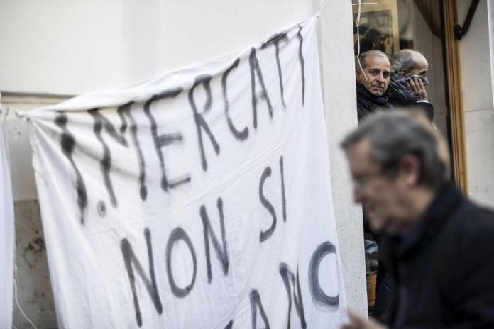 Taxi:Roma,stop servizio per 6/o giorno,presidio Montecitorio