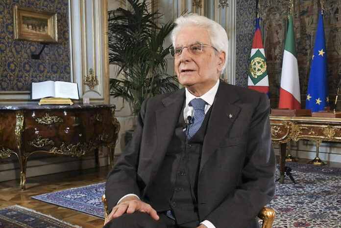 Mattarella: Pasqua in solitudine, anche per me